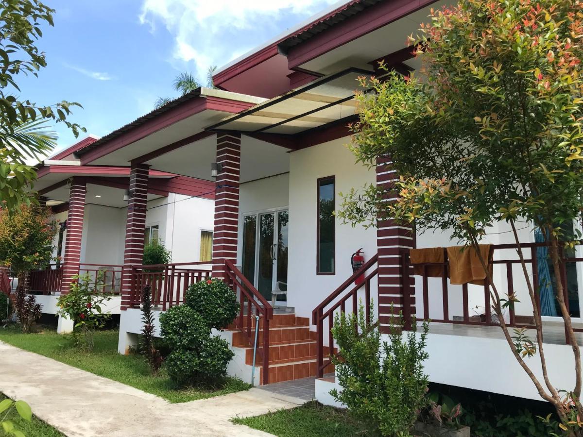 Tara House Hotel Ko Lanta Eksteriør billede
